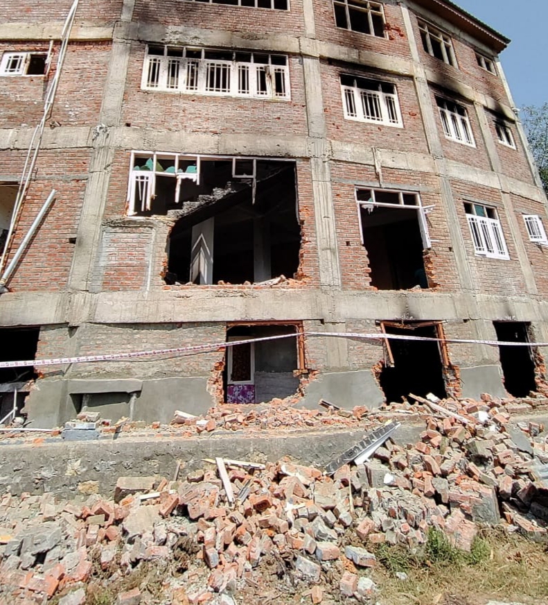 LeT militant killed in Kulgam gunfight, another flees: Police