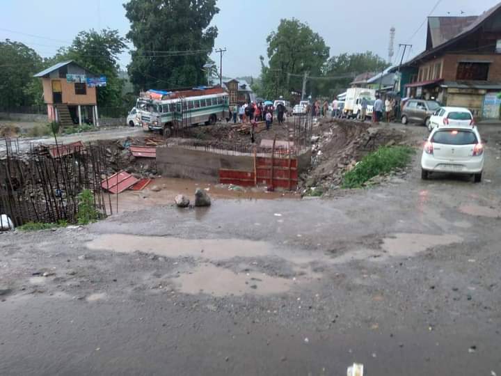 Work on new Bridge moves at snails pace in Bandipora’s Ajas 