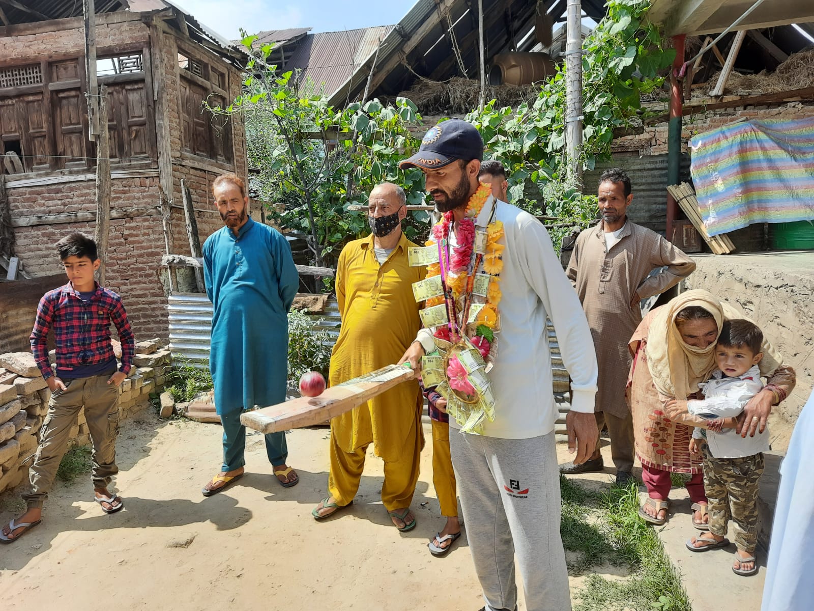 Specially-abled Feroz from Bijbehara to play for team India