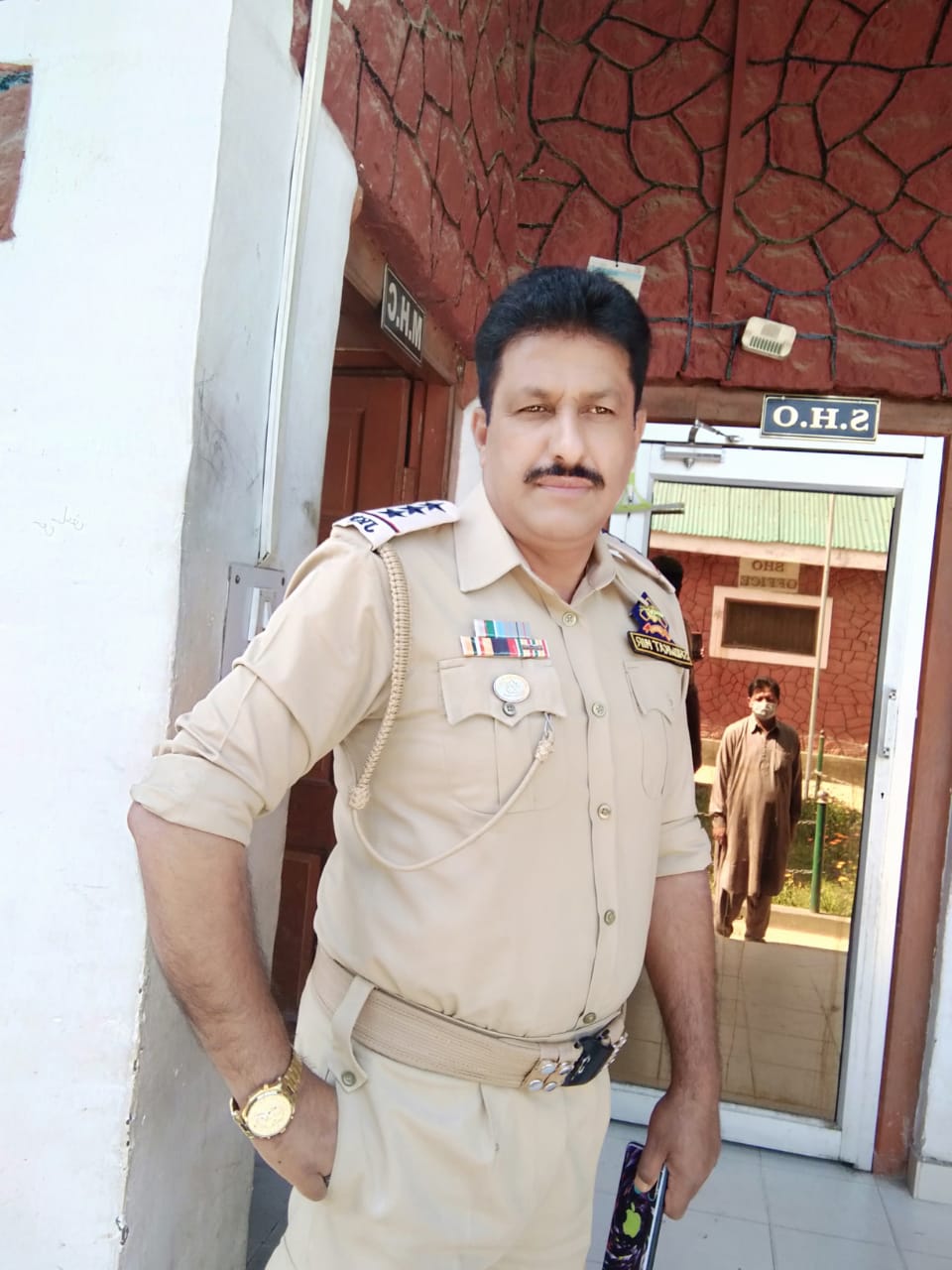 J&K Police Inspector gets “best officer award” of Bandipora 