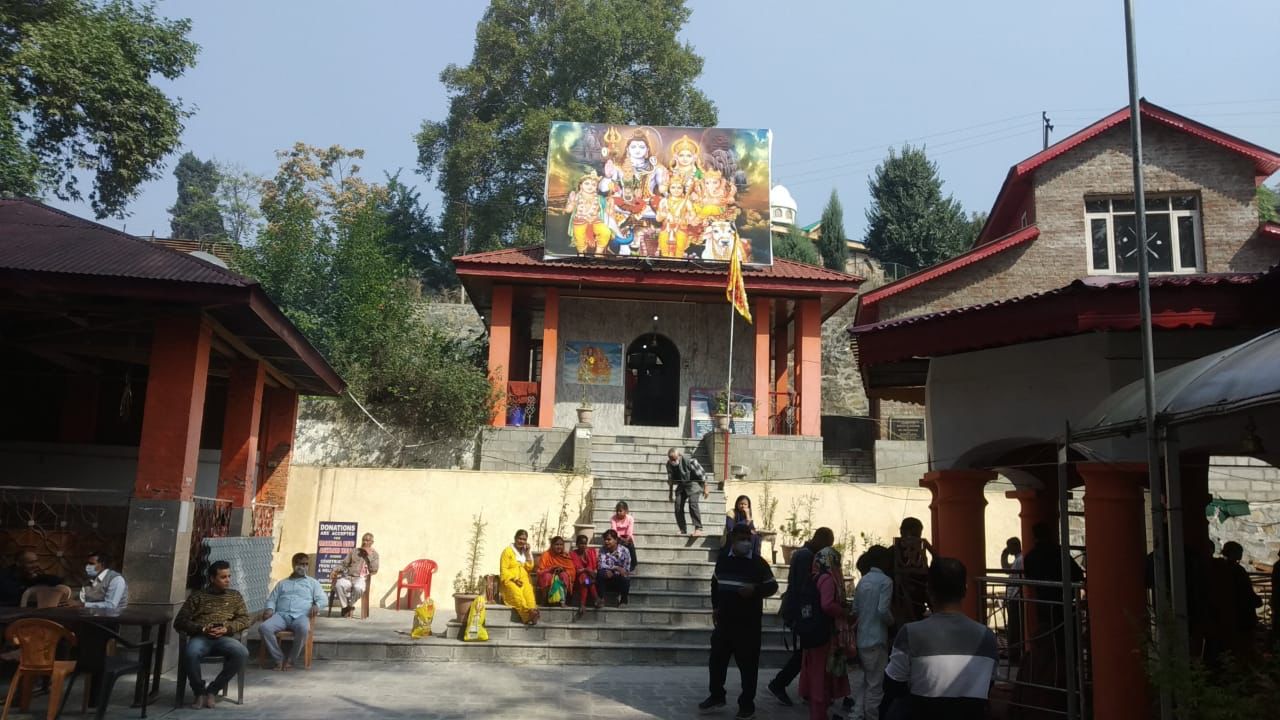 Amid tension in air, Kashmiri Pandits perform Ramnavmi Puja in Sgr