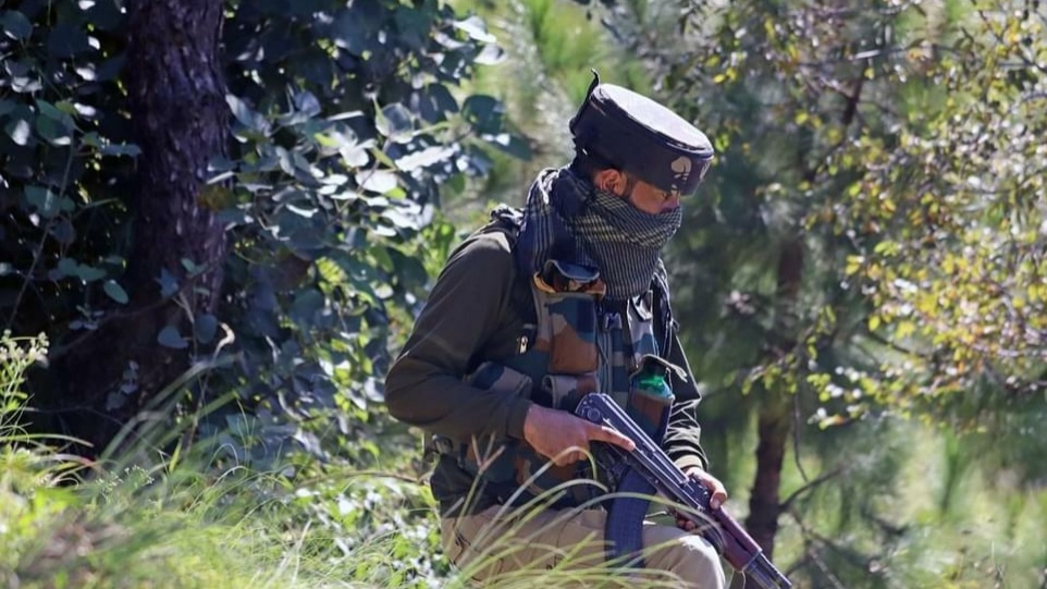South Kashmir: Encounter breaks out in Shopian