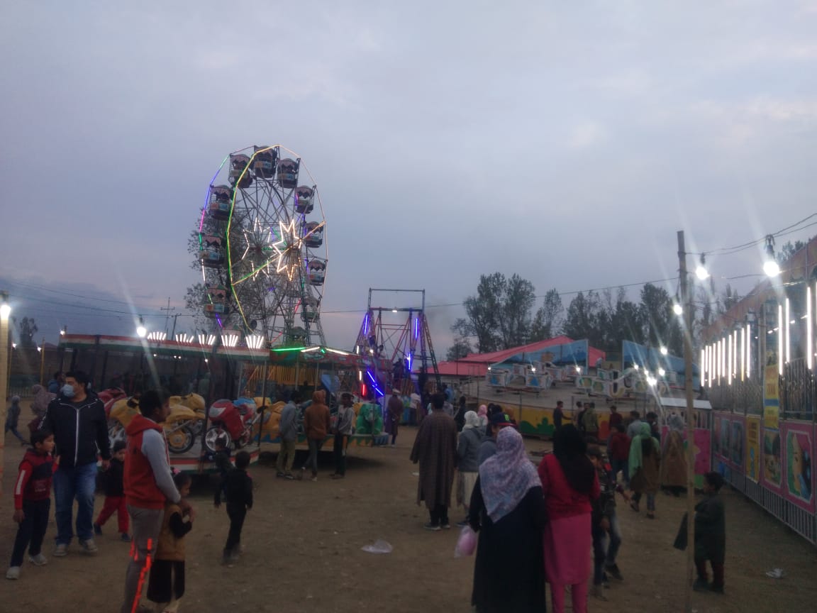 ‘Reactivating old tradition’: MAK trading company starts mela-cum-Circus shows in Bandipora
