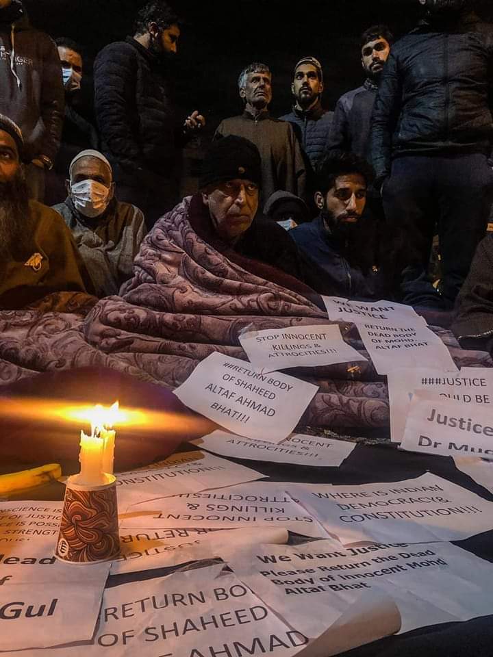 Hyderpora Encounter: Families of Civilians Continue Protest In Press Enclave For Justice, Return of Bodies