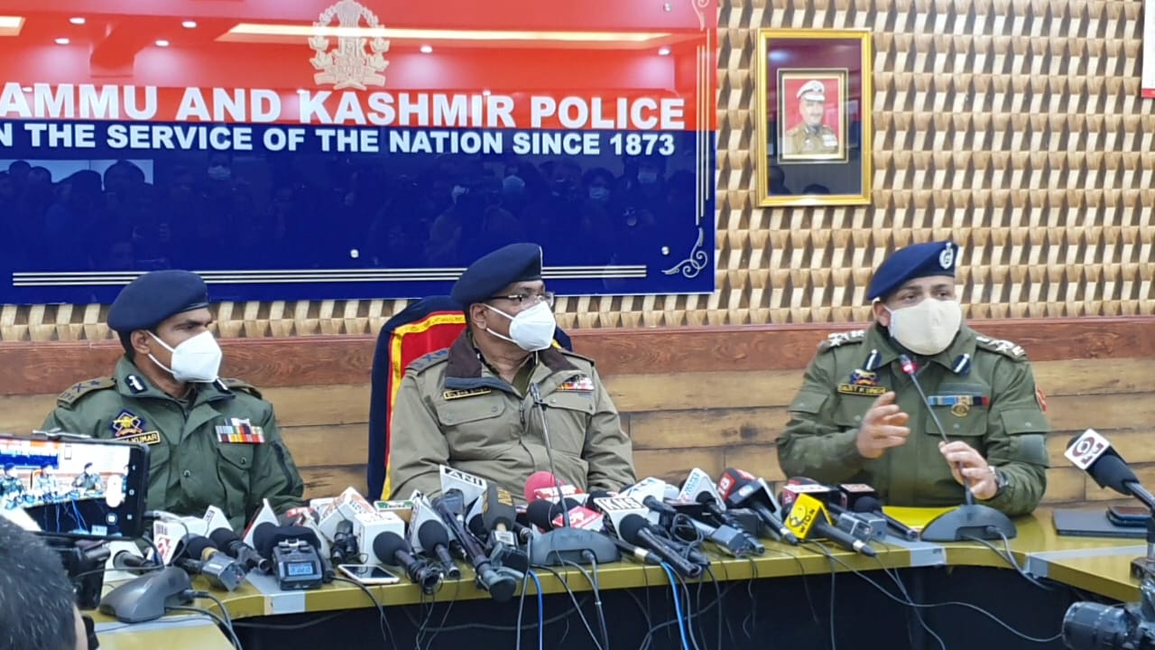 Hydepora Encounter: Building owner Altaf was used as human shield by foreign militant, was killed in cross fire: SIT incharge DIG Sujit Kumar