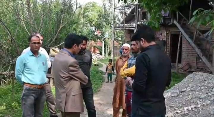 ADC Shopian visits Chidren, Shopian Assured support to family of injured person.