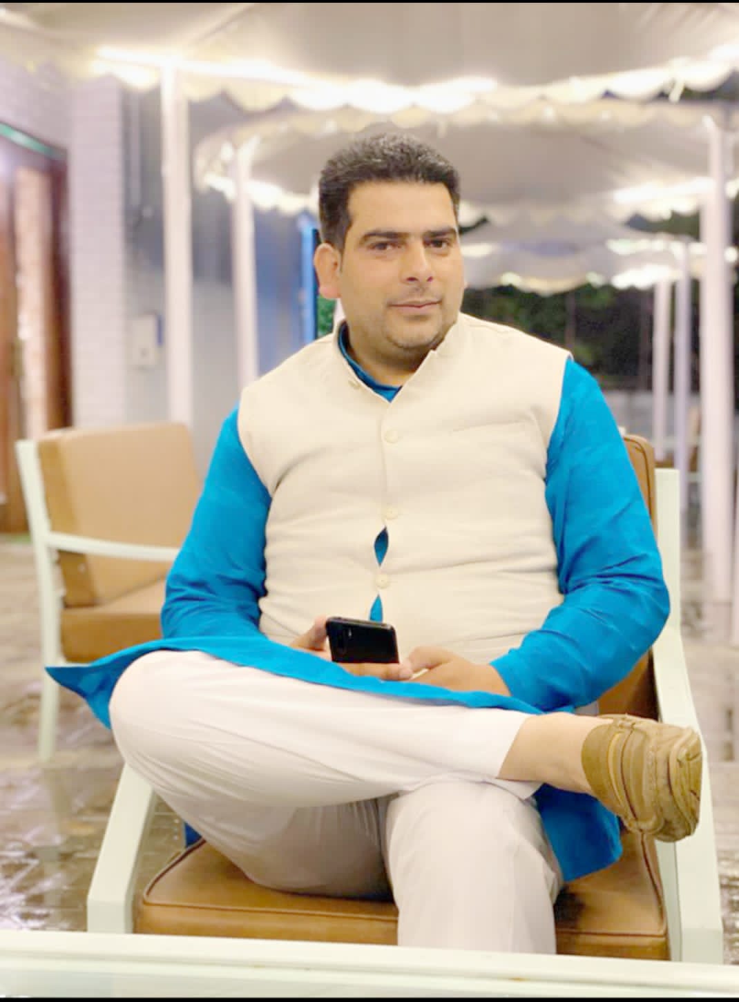 Kaiser Ganei aghast over dilapidated condition of PHC in Khimber        Single storey building has become abode to stray dogs