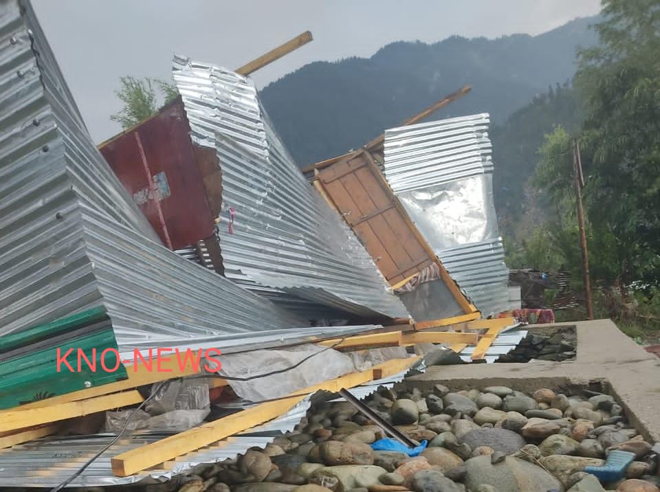 Gusty winds damage rooftop of several residential houses in Gbl