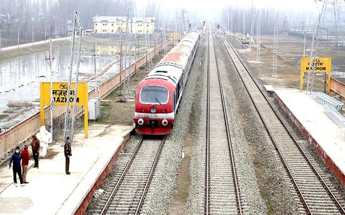 Man dies after being hit by train in Anantnag