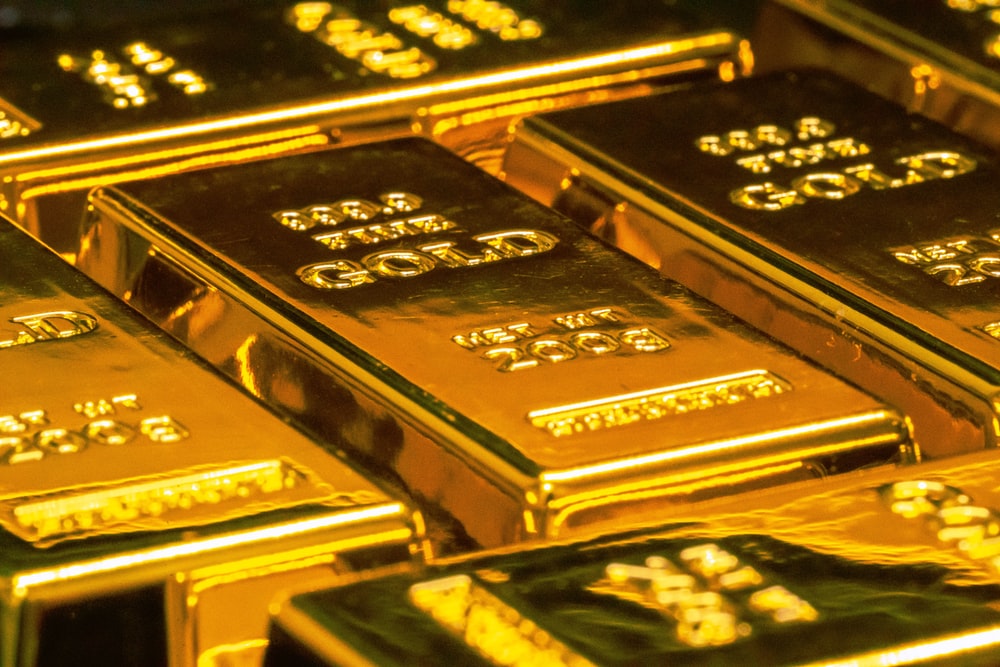Gold prices today rise slightly