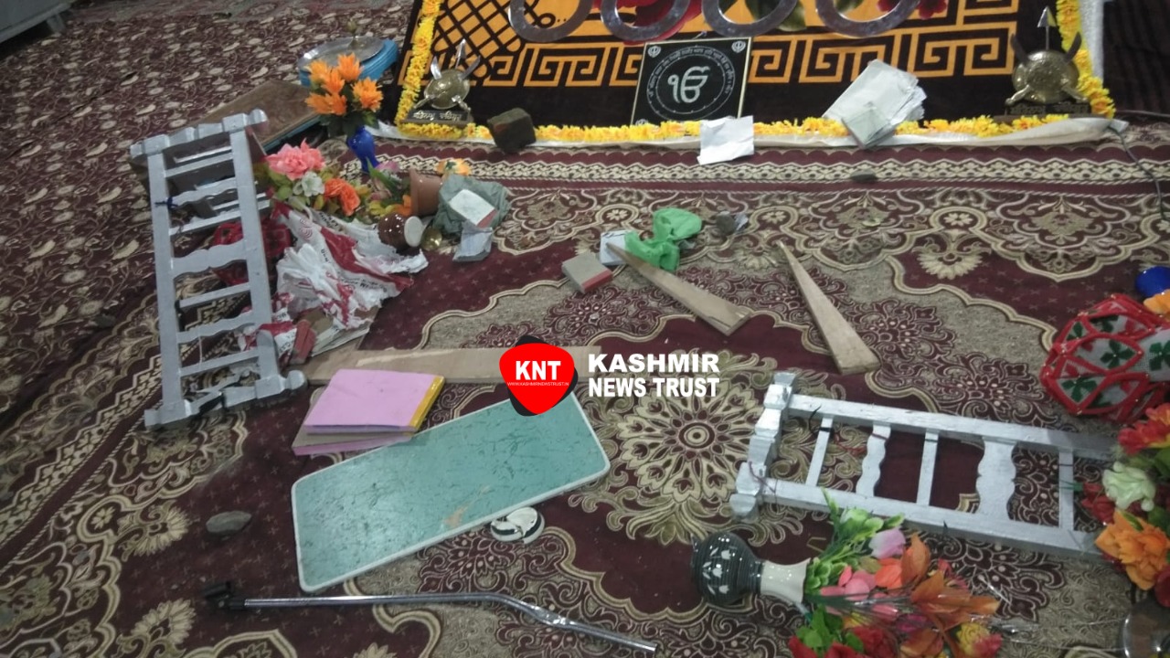 Cash looted from Tral Gurudwara