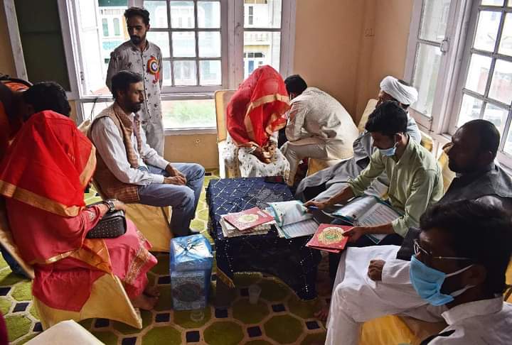 51 couples tie knot in mass marriages in Srinagar     Aim is to promote simple nikkah, help poor: Umar Wani