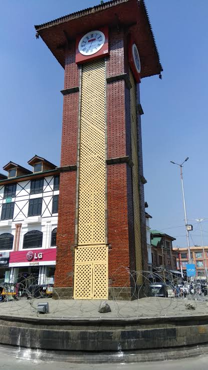 Union Minister Simriti Irani to flag off first ever bikers rally of BJP from clock tower Lal Chowk, Sgr on July 25     300 bikers to participate in rally, Irani to address gathering too: Top BJP leaders to mark presence in function’