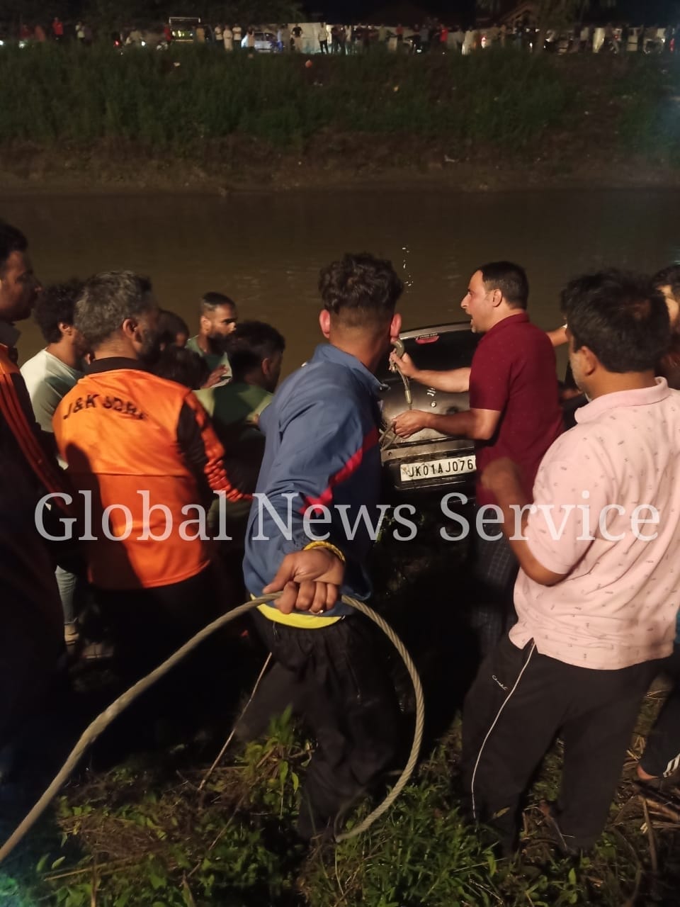 Woman Killed, Another Injured After Car Plunges Into Doodhganga Stream in Barzulla