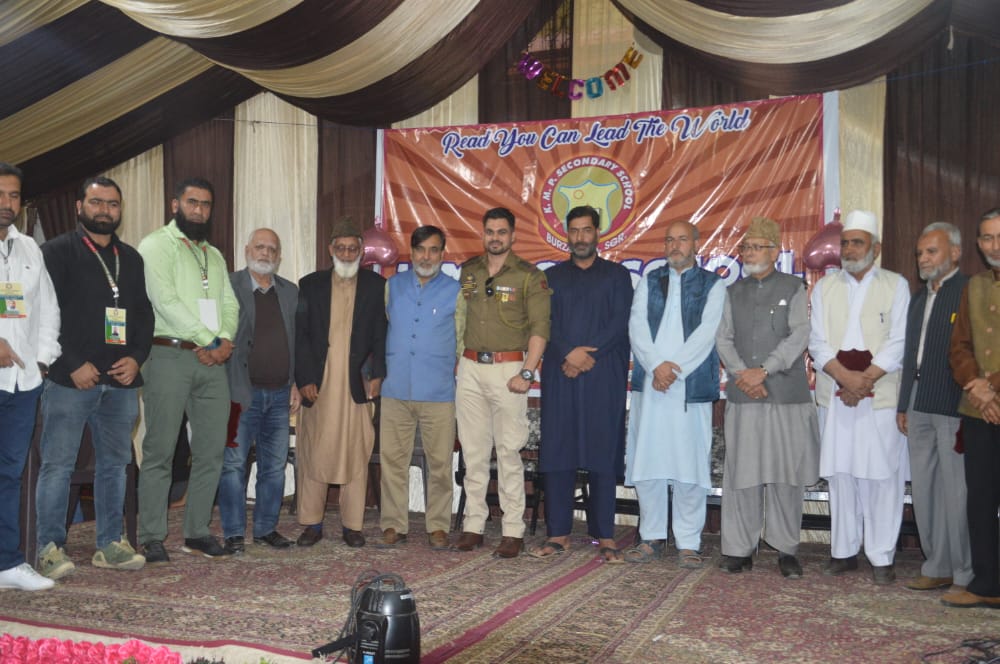 KMP School Burzhama Held its Annual function 2022