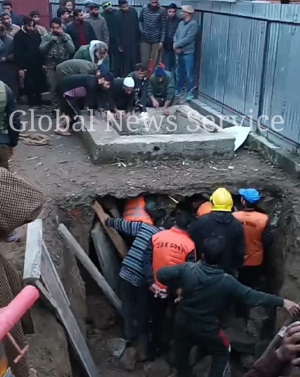 Minor Boy Falls Into Well, Another Person Trying To Rescue Him Also Gets Trapped; Rescue Operation Underway