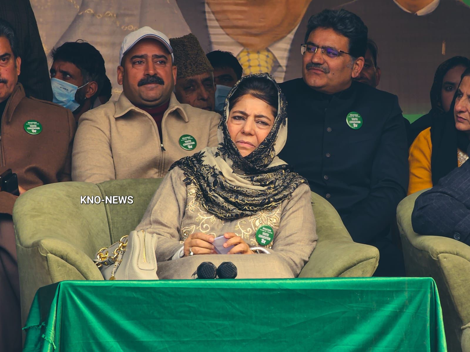 Mehbooba Mufti vacates Gupkar residence, shifts to private house at Khimber