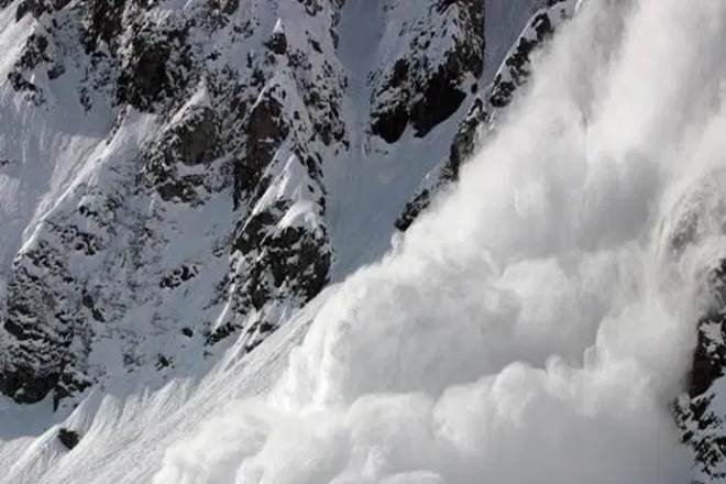 3 Soldiers Die In Avalanche in Machil Kupwara: Police