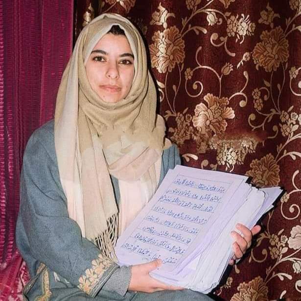 Daughter of Bandipora leads by example, writes the Quran-I-Qareem by hand in 6 months