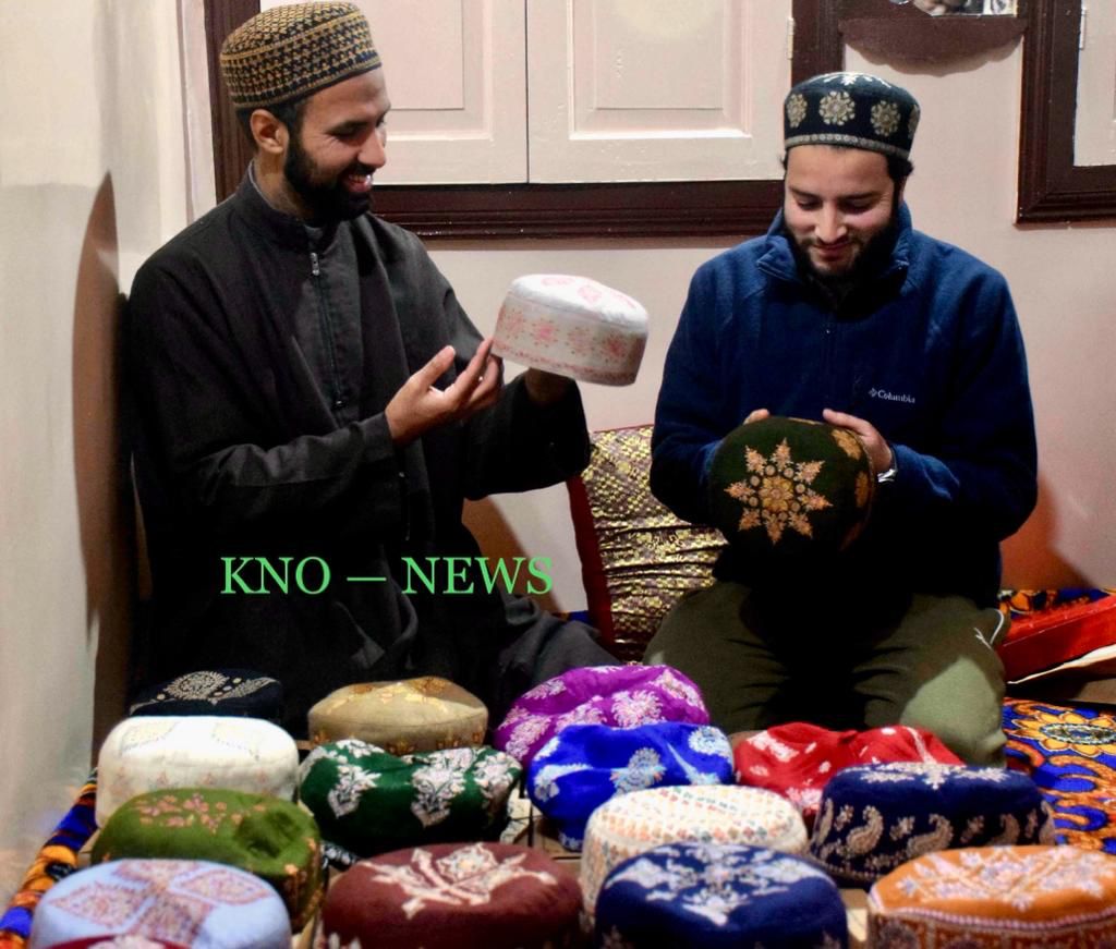 Two friends in Srinagar carve out space in Sozni cap making, draw huge response