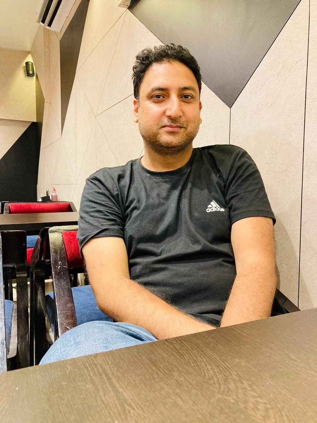 Senior journalist from Anantnag arrested by police