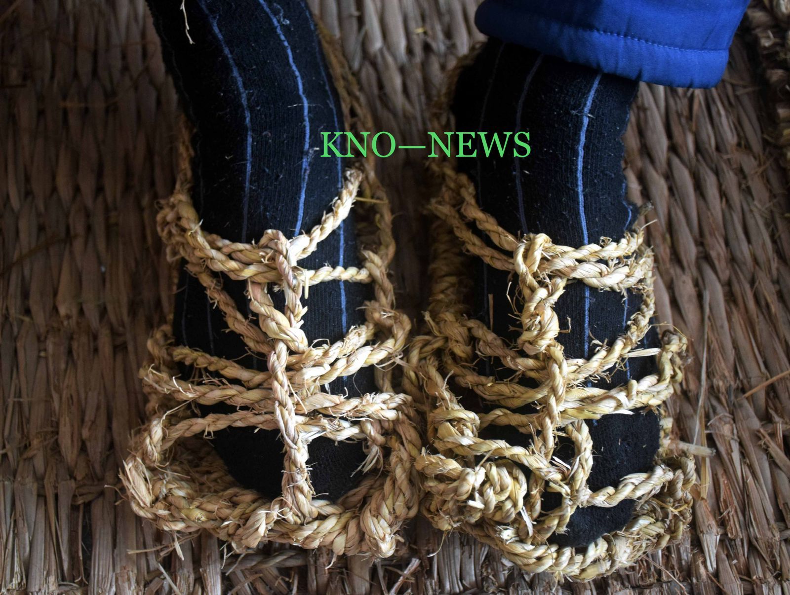 Meet Kashmir’s elderly man, who makes sandals with straw to keep tradition alive