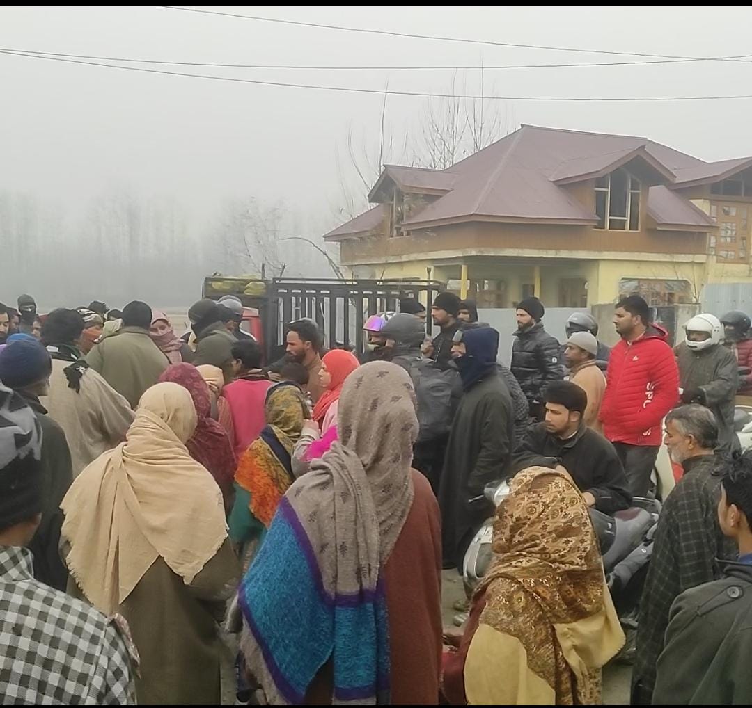 4 Years Passed PDD failed to install transformer in Ganie Mohalla Dagpora