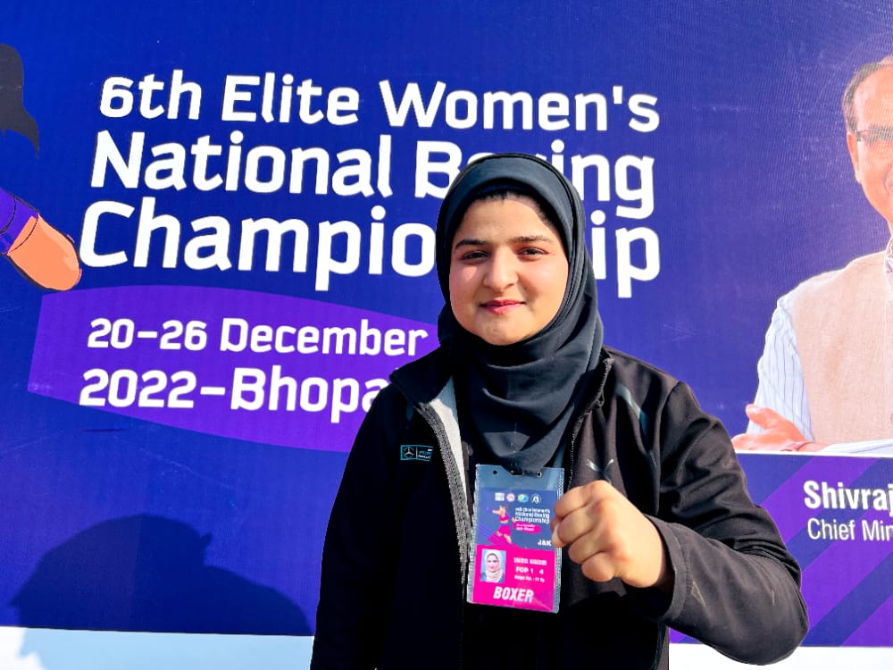 Shariya Manzoor from Pulwama becomes first Kashmiri woman to fight senior nationals