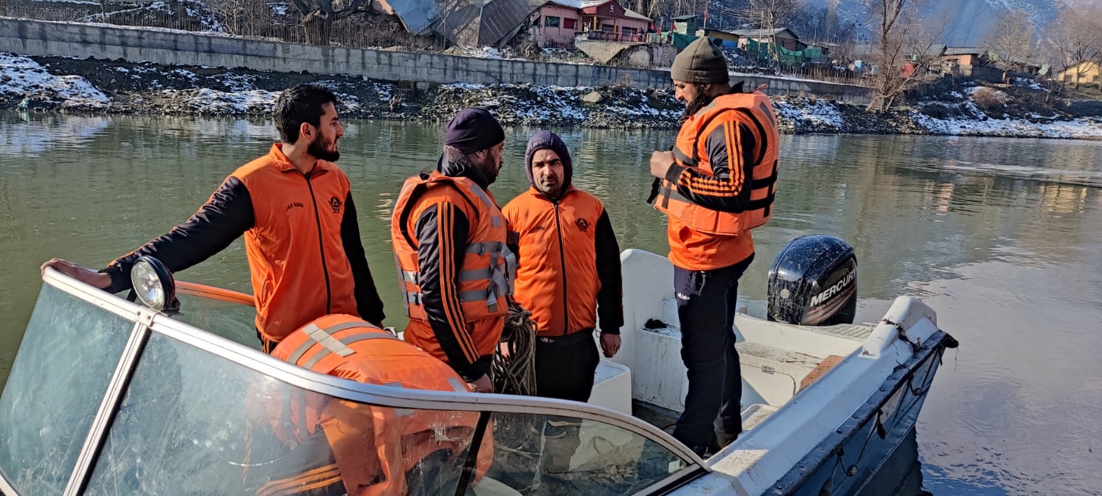 Search ops enters day 2 as drowned Baramulla girl remains untraceable