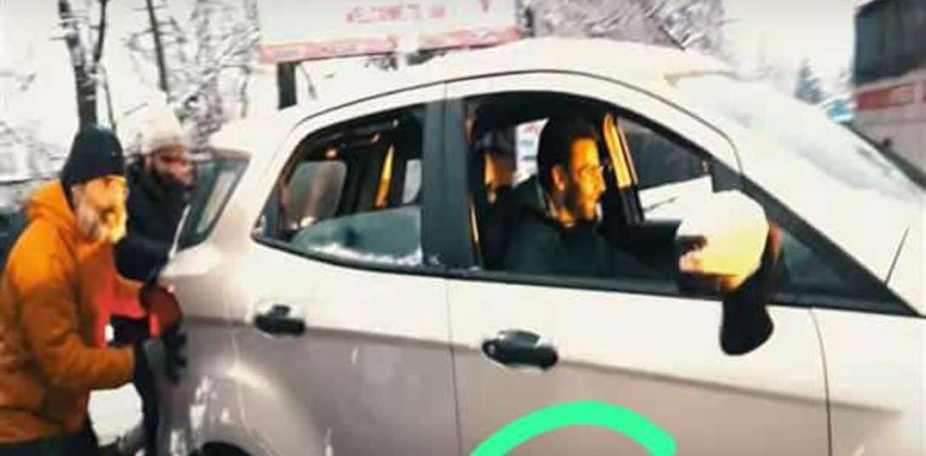 Rahul Gandhi, Priyanka visit Hazratbal shrine, Kheer Bhawani