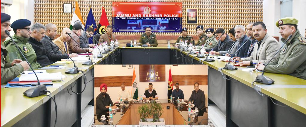 DGP reviews functioning of SIUs in Kashmir