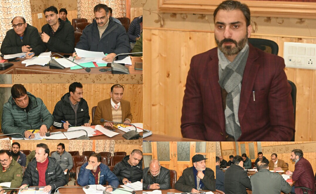 DDC Anantnag reviews progress of Health Infrastructure works at Anantnag