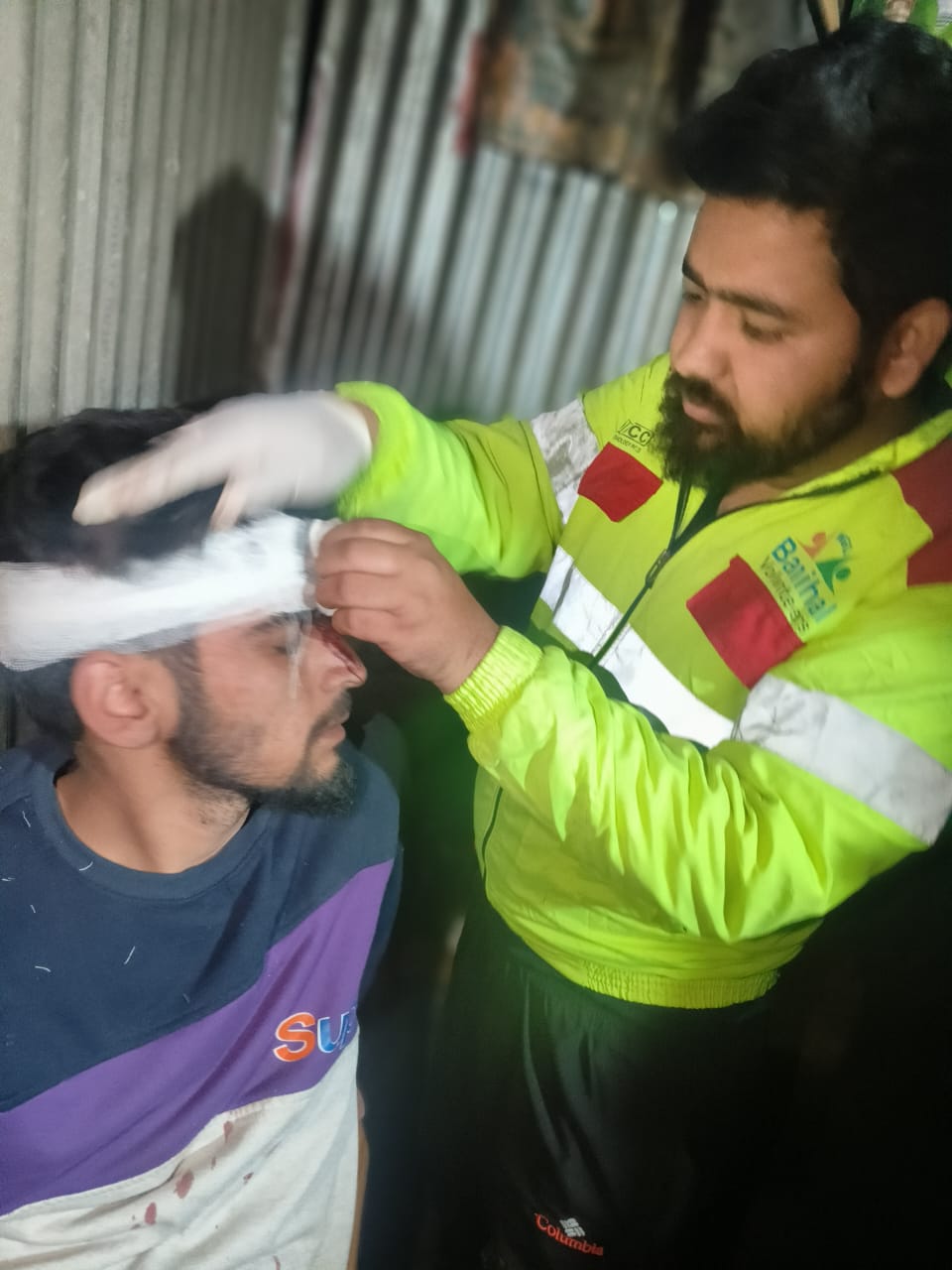Trucker From Qazigund Injured After Hit By Shooting Stone along Panthayal in Ramban