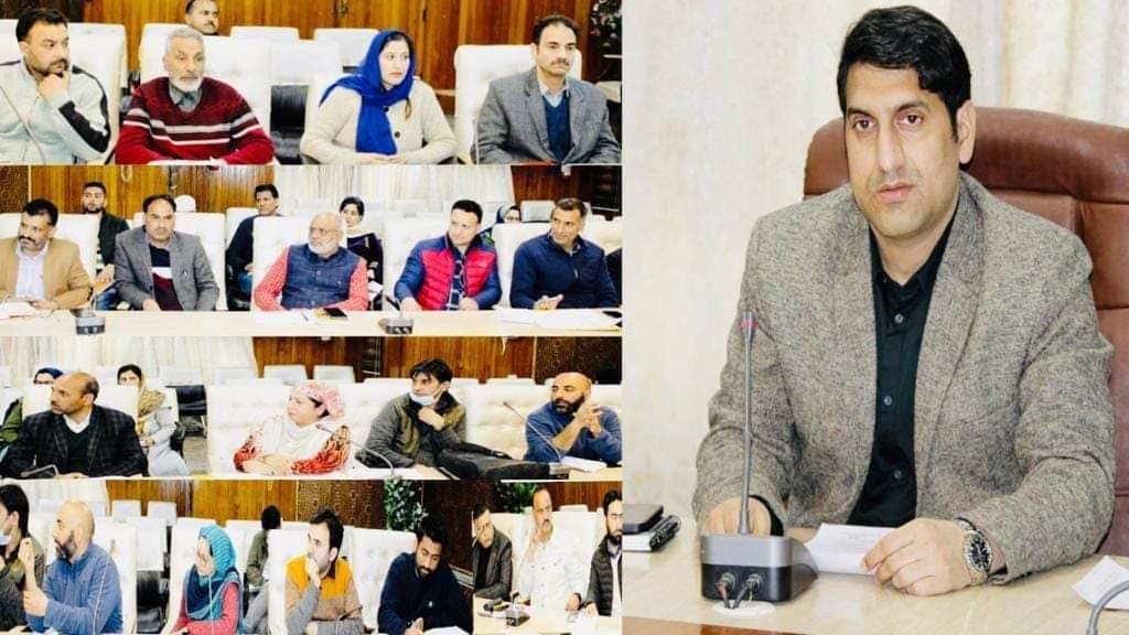 DC Srinagar reviews formulation of Skill Development Action Plan