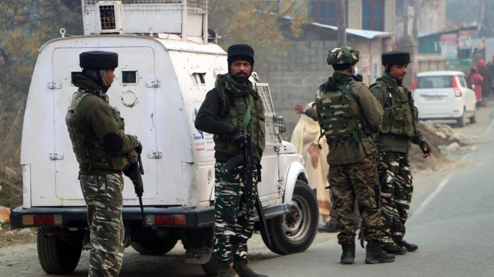 NIA raids residential house in Srinagar