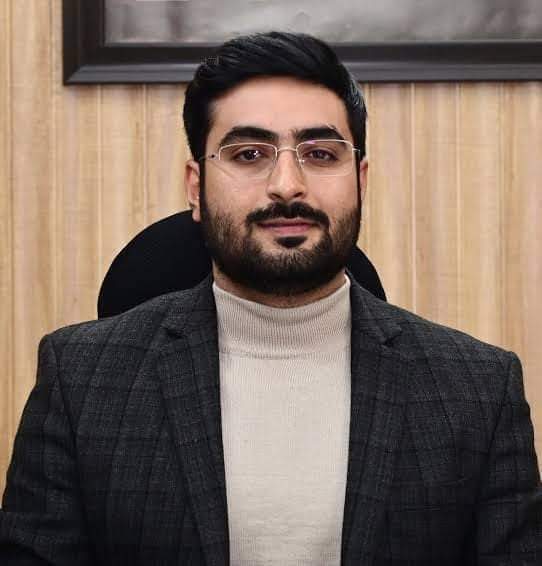 Several DCs Among 20 Officers Shifted In J&K