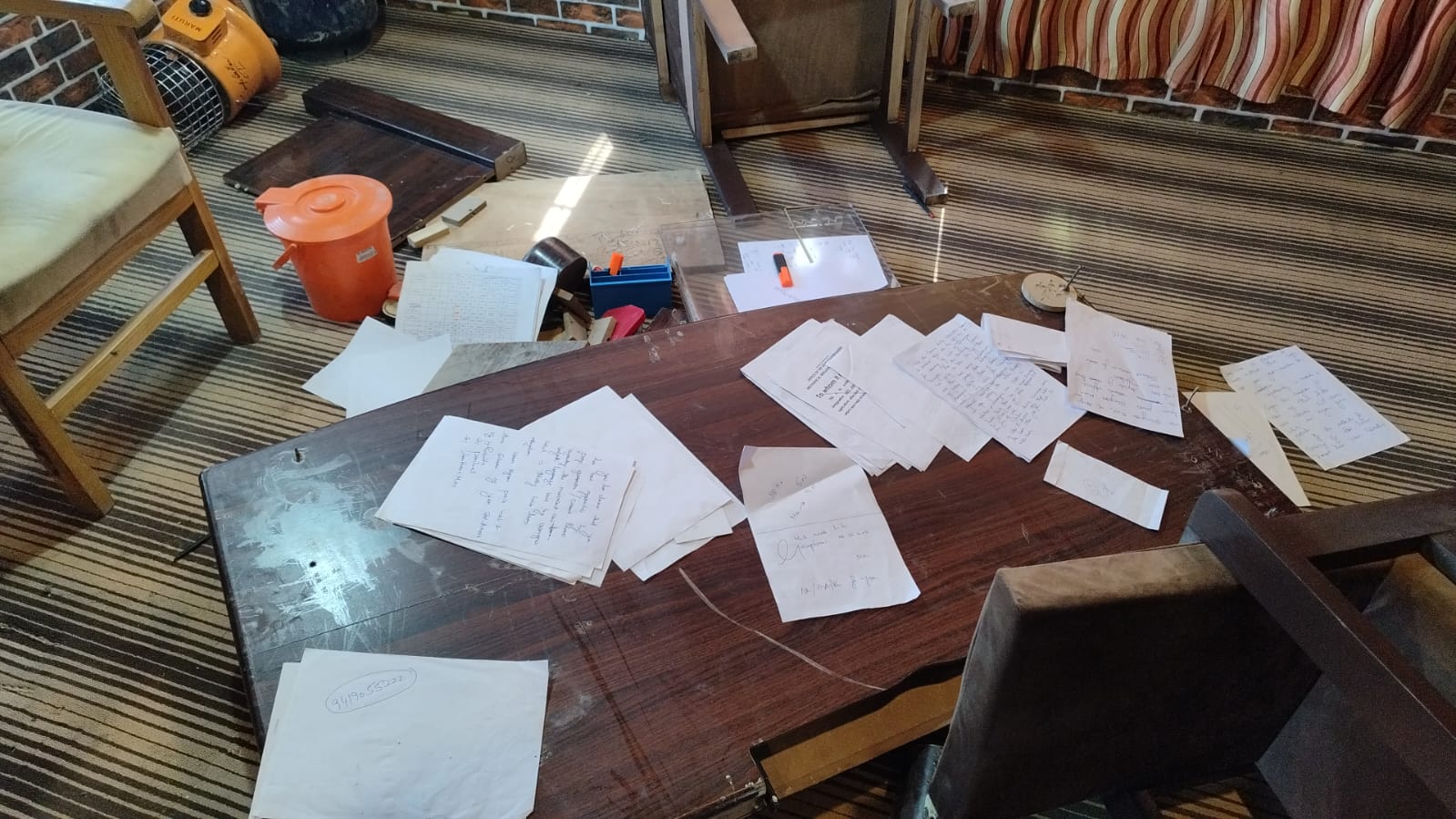 Exen MID Shadipora Alleges Manhandling By 2 Subordinates, Undergoes Protest Leave