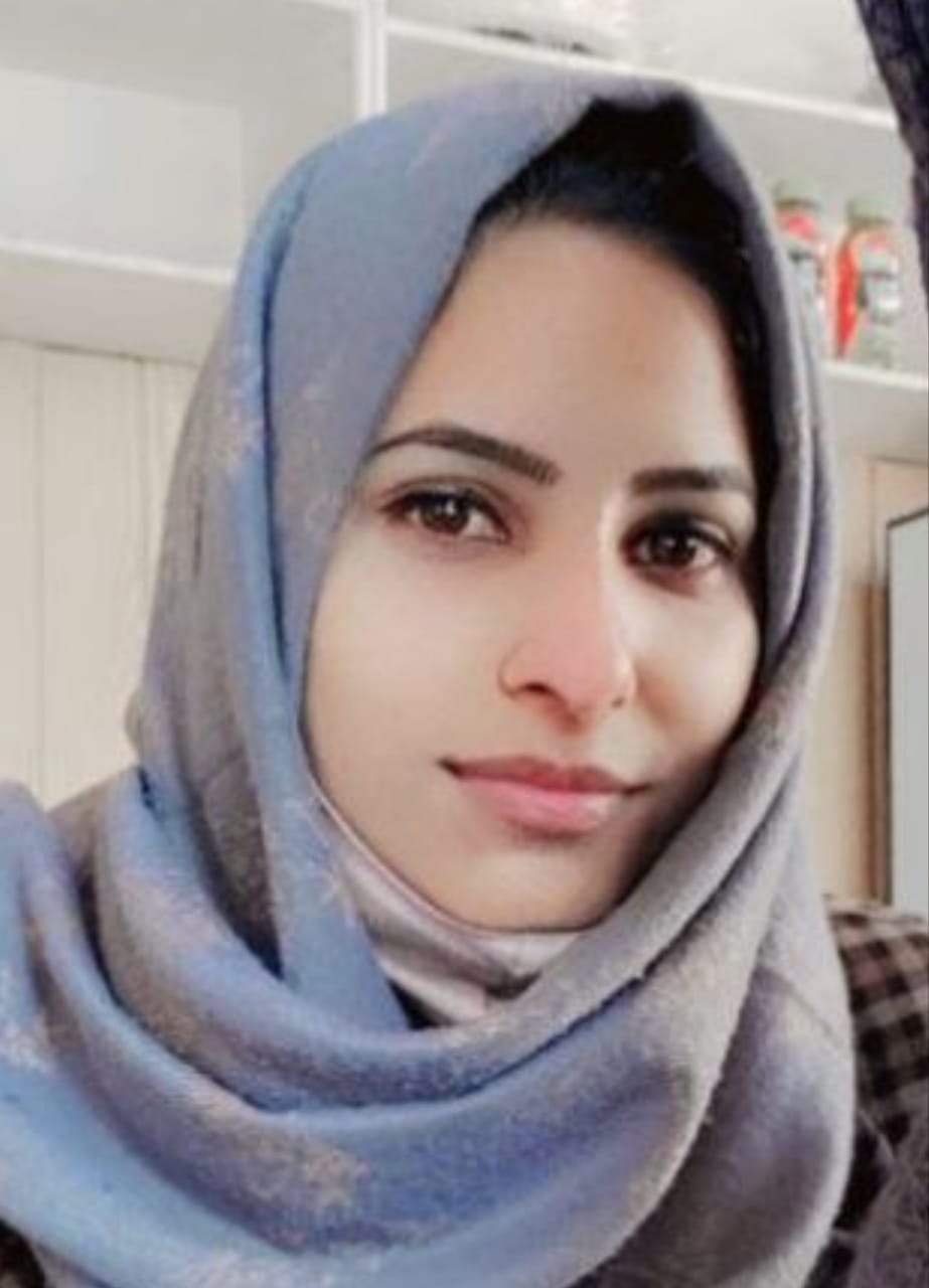 Aaliya Emran, a mehandi artist who brings smiles to faces of poor & orphan brides