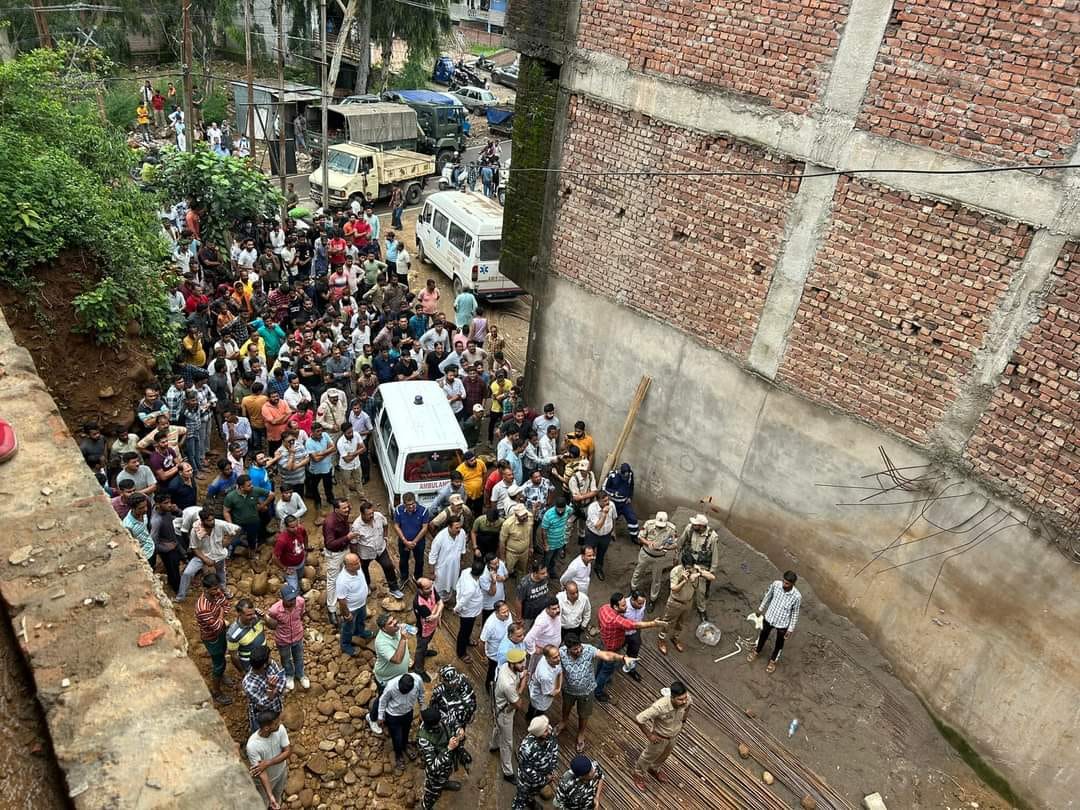 2 dead, 6 injured as landslide hits construction site in Udhampur
