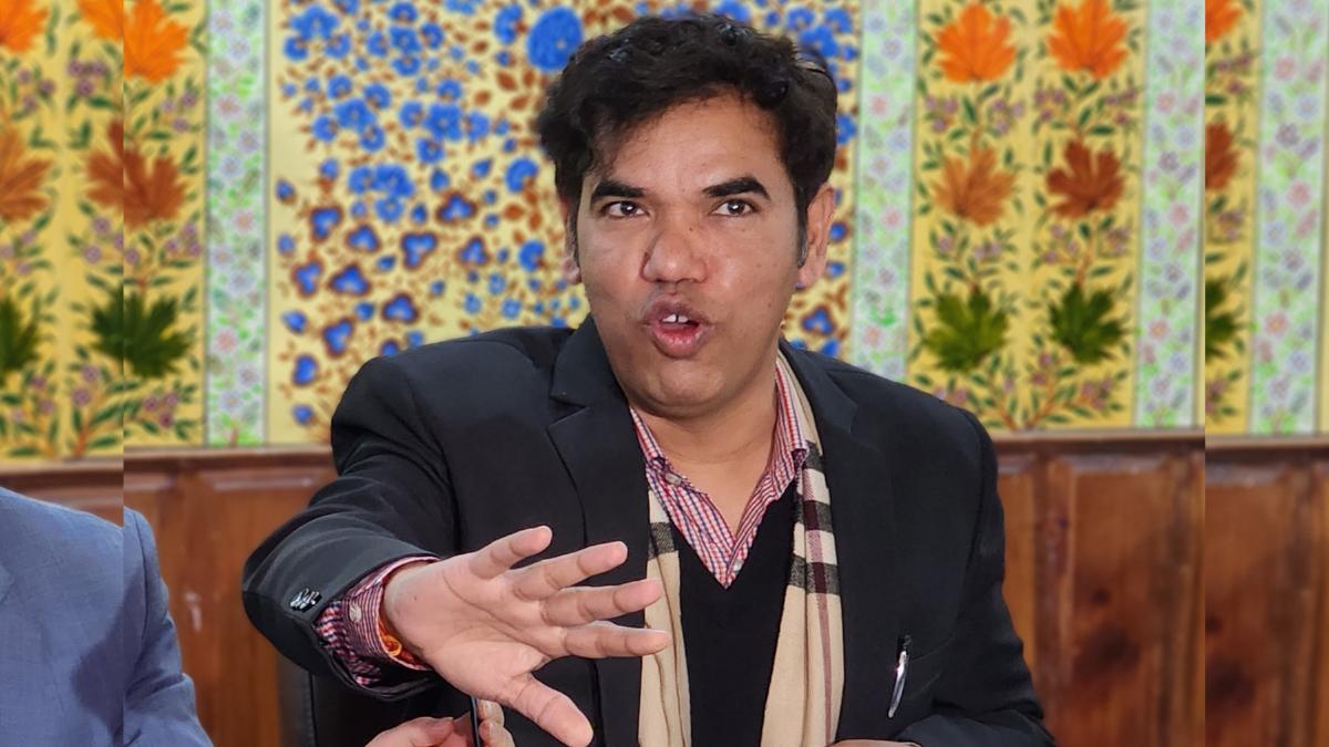 Tourist places in Kulgam have great potential: Div Com