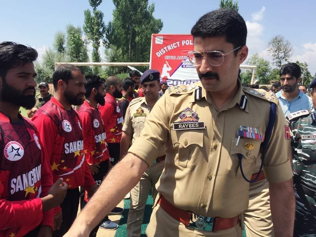 DIG SKR Inaugurates T-20 Knockout Cricket Tournament In Pulwama