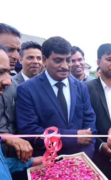 Tourist places in Kulgam have great potential: Div Com