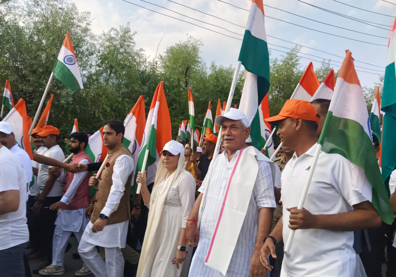 Huge participation in Tiranga Rally ‘big answer’ to those who claimed none would pick up Tri-colour in Kashmir: LG Manoj Sinha
