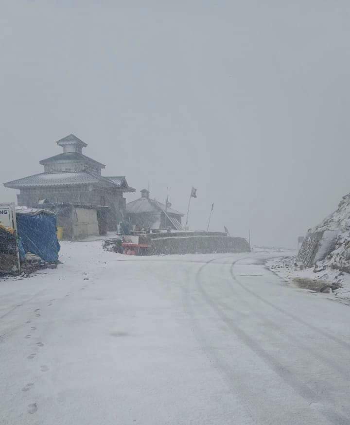 Mughal road closed due to fresh snowfall