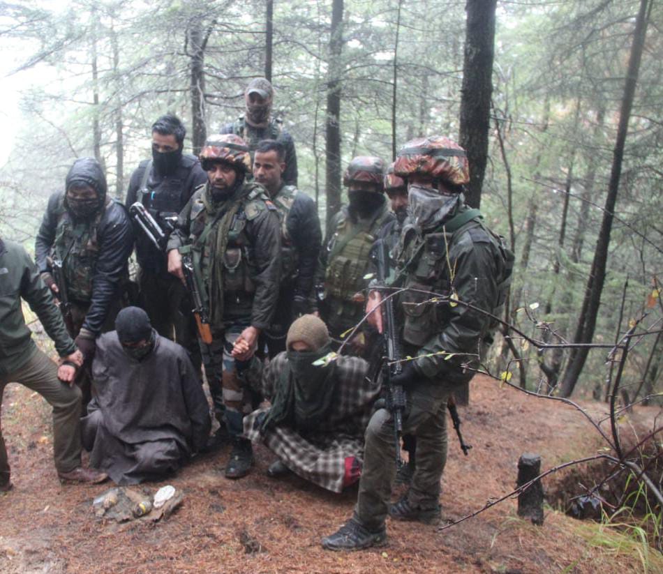 Two LeT militant associates arrested in Handwara: Police