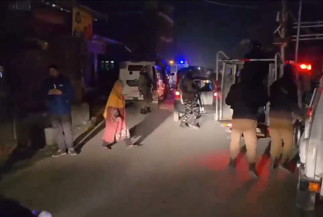 Two Person Shot At In Srinagar, One Dead