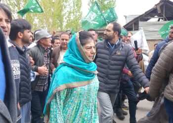PDP’s roadshow kicks off Lok Sabha campaign in J&K