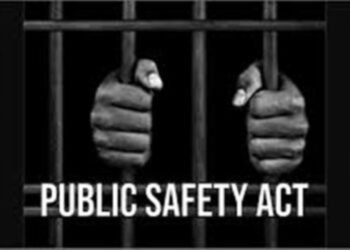 Senior advocate Mohd Ashraf Bhat arrested, booked under PSA
