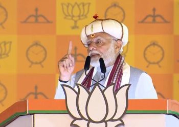 Congress speaking the language of Pakistan: Modi on Article 370