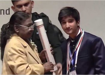 Ayan Sajad Of Anantnag Honored With Pradhan Mantri Rashtriya Bal Puraskar For His Excellence In Art, Culture